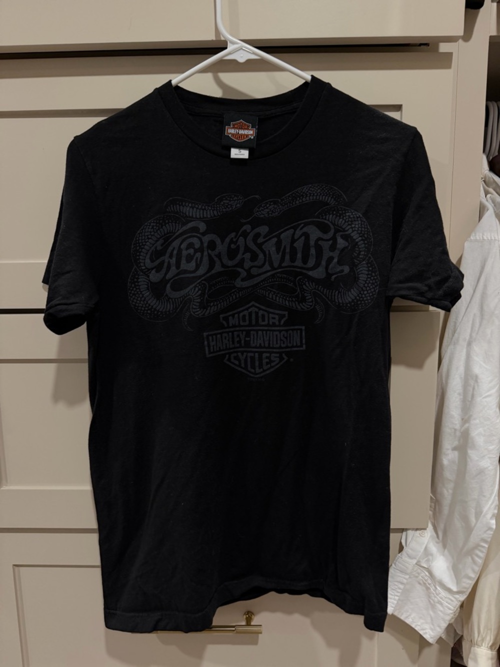 Harley-Davidson Black Men's Graphic Tee with Subtle Band Logo